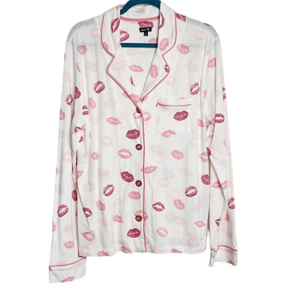 Cozy Zoe Lips Long Sleeve Button Down Pajama Top White and Pink Size Large - Picture 1 of 4